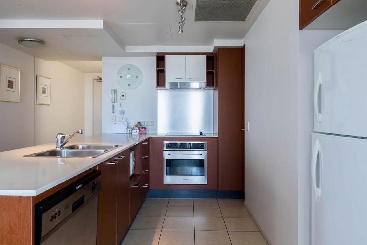Apartment With Ocean Views Gold Coast Eksteriør bilde